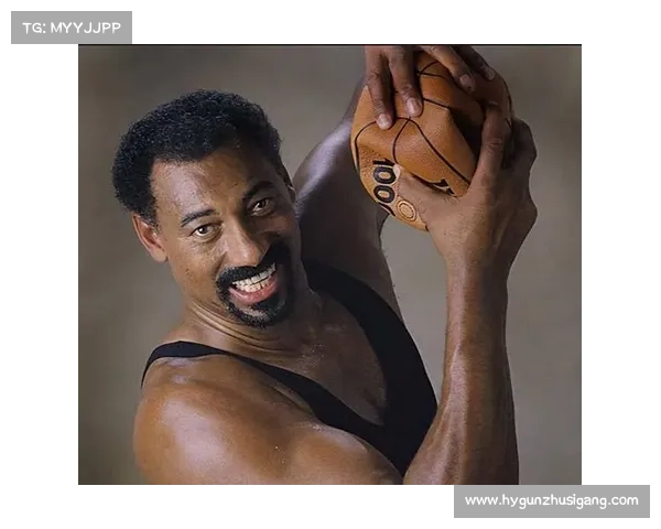 张伯伦在球场上扮演的多重角色与其技术特点的全面解析